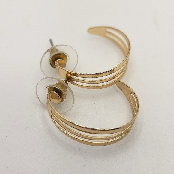 GOLD HOOP EARRINGS - Picture 1 of 4
